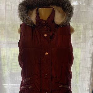 Guess puffer vest